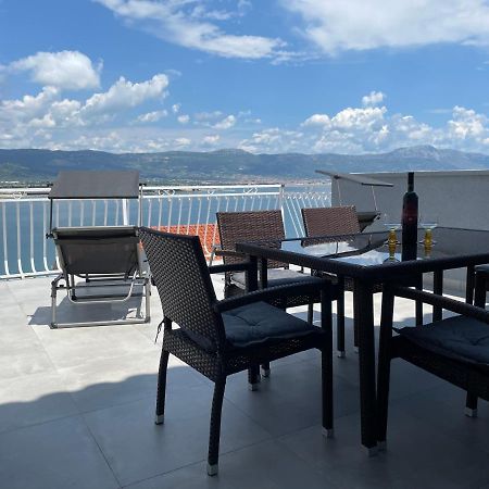 Apartment Roko Trogir Bagian luar foto