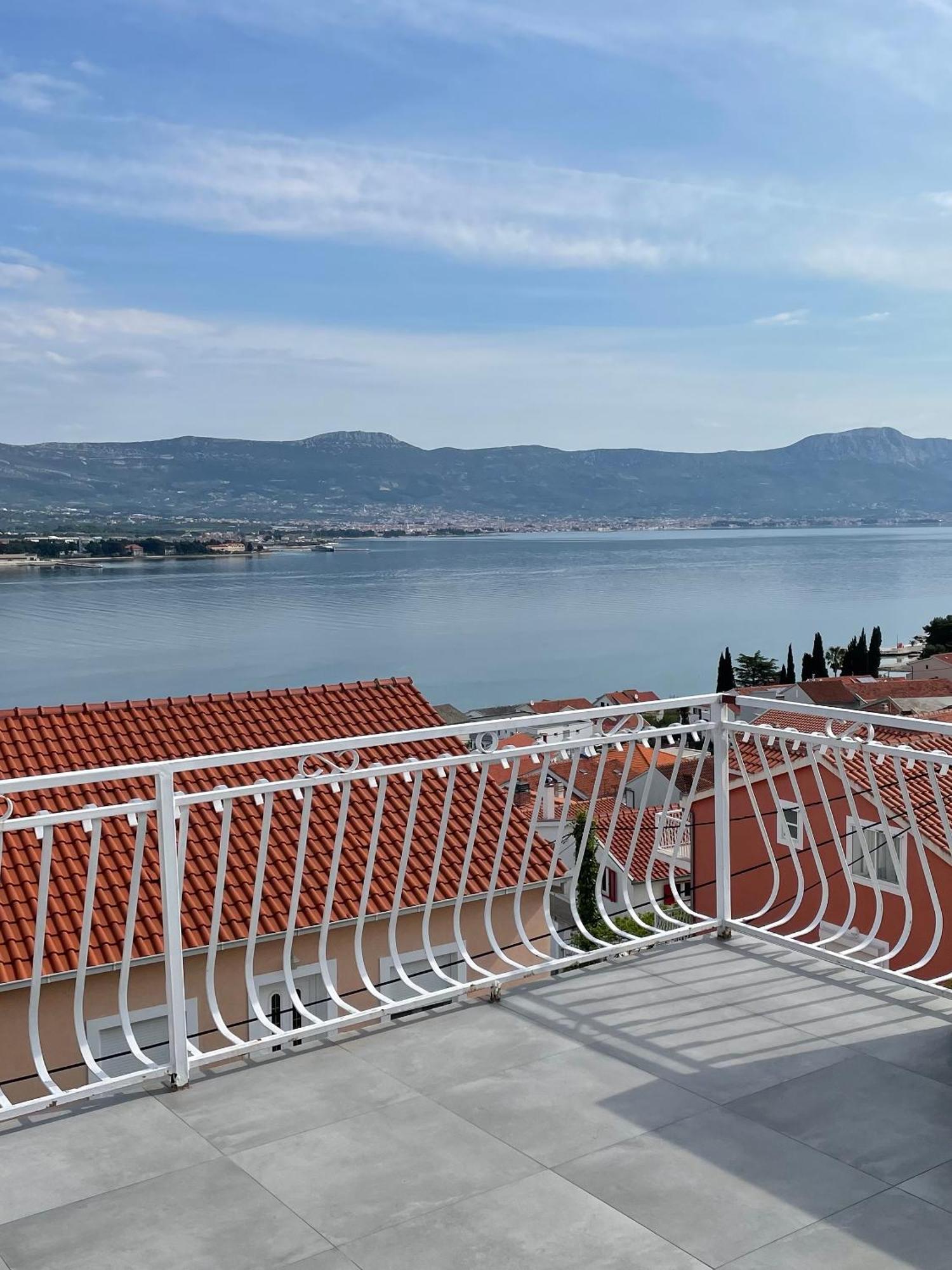 Apartment Roko Trogir Bagian luar foto